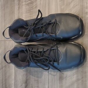 Black Jordan Boys Youth - Size 6.5Y